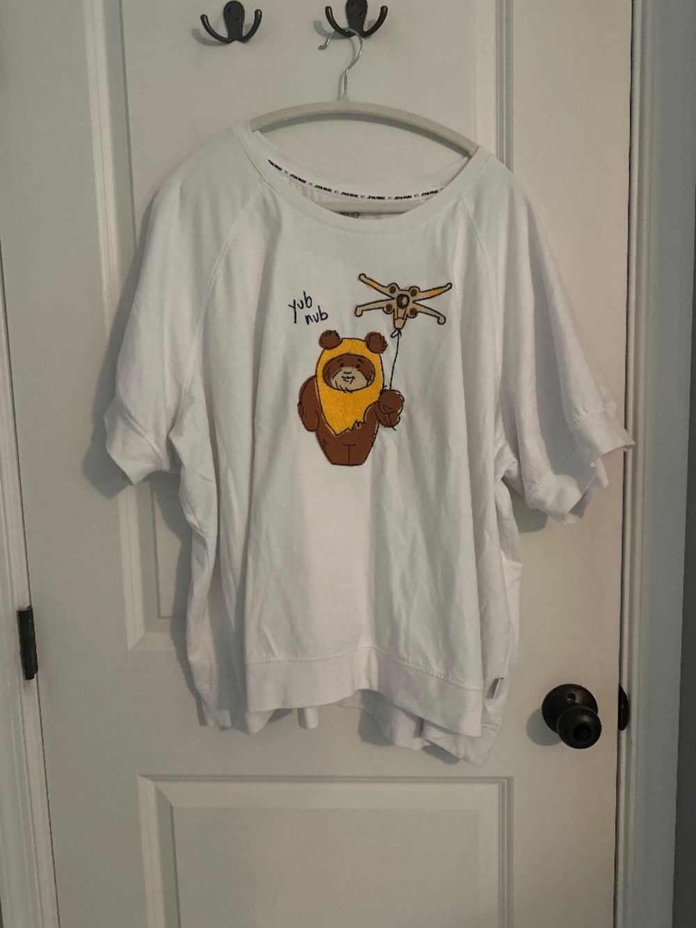Disney Parks Exclusive shortsleeve sweatshirt